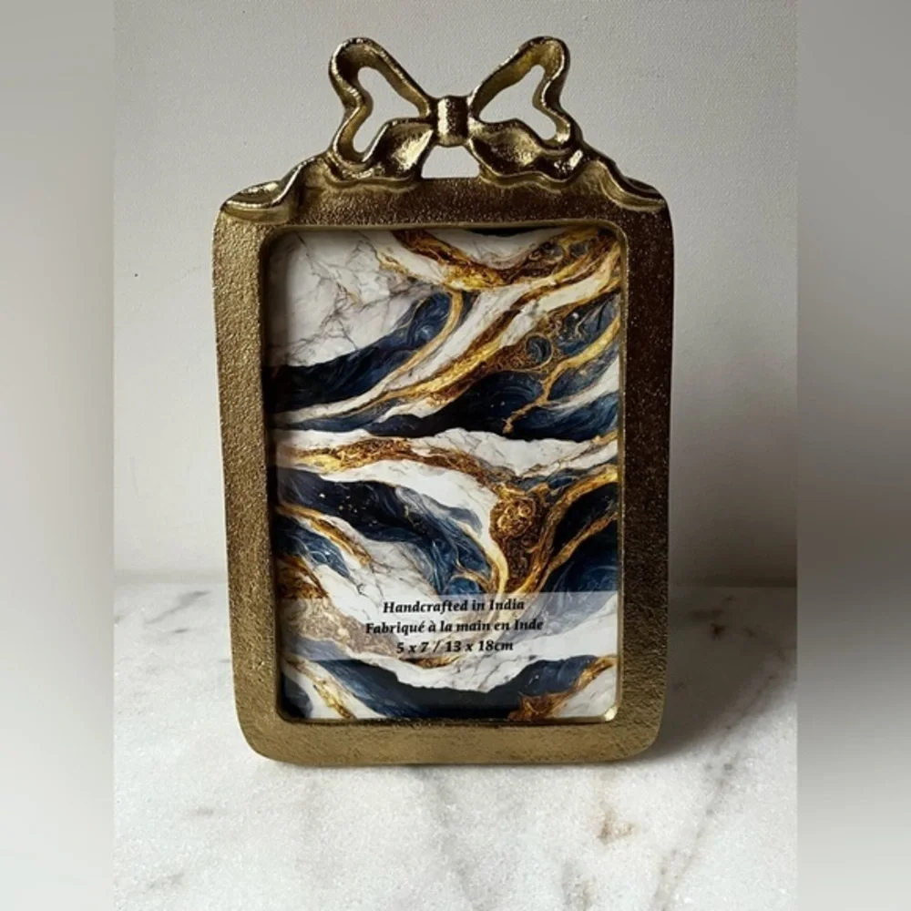 Gold metal bow on top Photo Frame for 5”x7” Victorian style